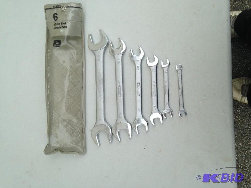 lot 52 image: John Deere Open Ended Wrench Set 14 to 1 inch