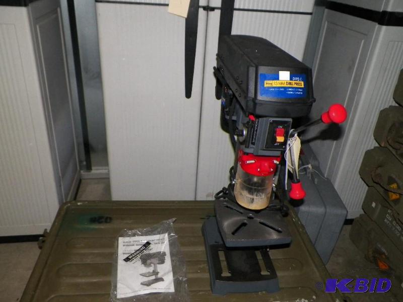lot 8 image: King 13mm Drill Press