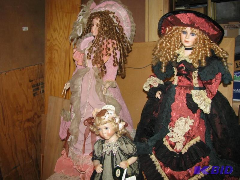 lot 45 image: Three porcelain dolls 1-16" doll and 2 k...