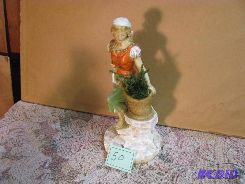 lot 50 image: Universal statuary corp chicago. Ill 1975 #82...