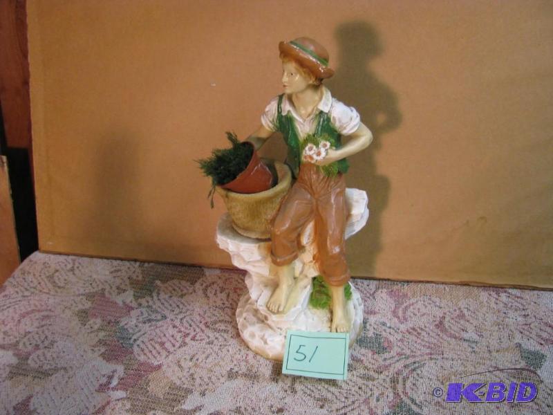 lot 51 image: Universal statuary corp chicago. Ill 1975 #82...