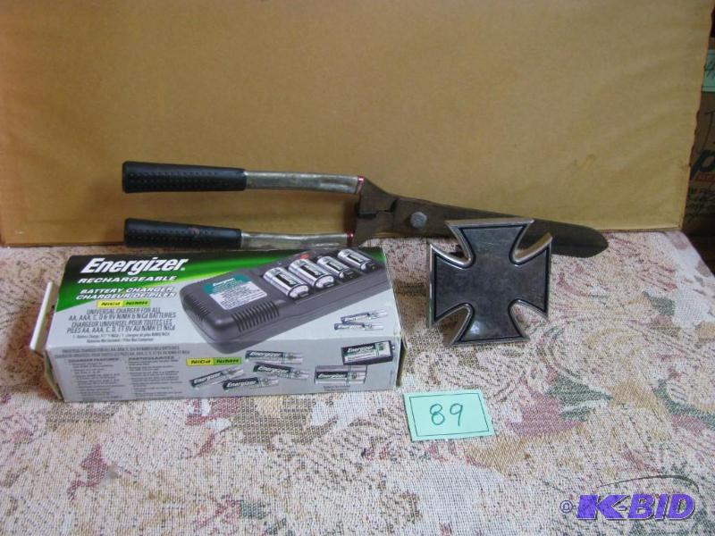 lot 89 image: Energizer battery charger, shrub trimmer and ...