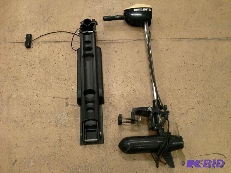 lot 7 image: Minn Kota trolling motor and mount