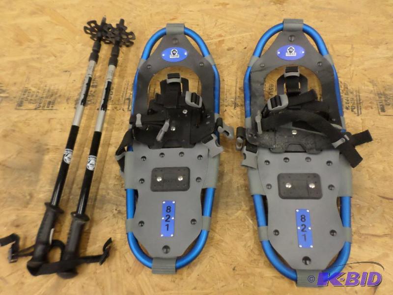 lot 135 image: Set Of Like New Yukon Charlies Snow Shoes &am...
