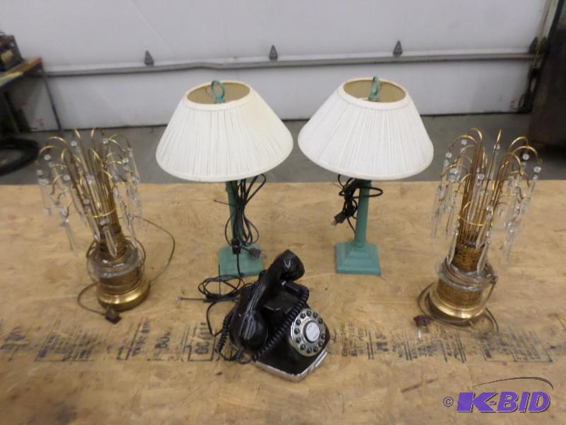 lot 142 image: (4) Table Lamps & (1) Vintage Rotary Phon...