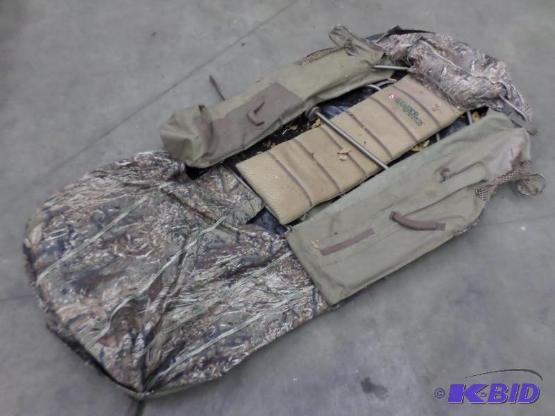 lot 45 image: Gander Mountain Portable Lay-Out Waterfowl Bl...