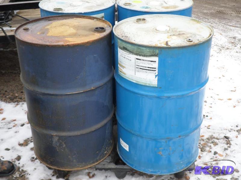 lot 5 image: (2) Steel Sealed-Lid 55-Gallon Barrels...