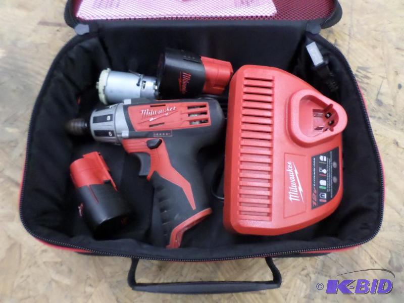 lot 86 image: Milwaukee M12 Compact Driver Set...