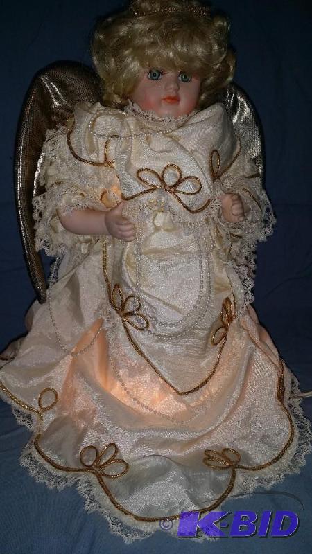 Spooky motion Christmas Angel....