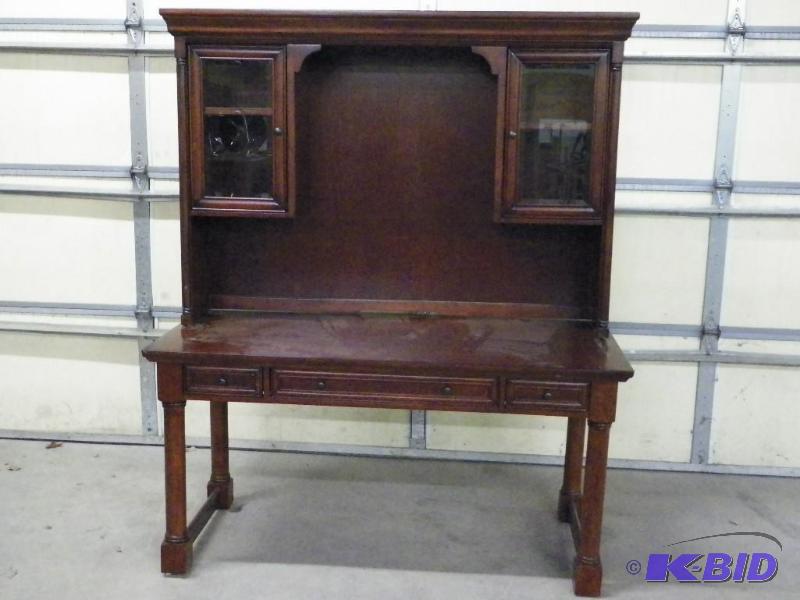 lot 103 image: Martin Home Furnishings Cherry Wood Desk