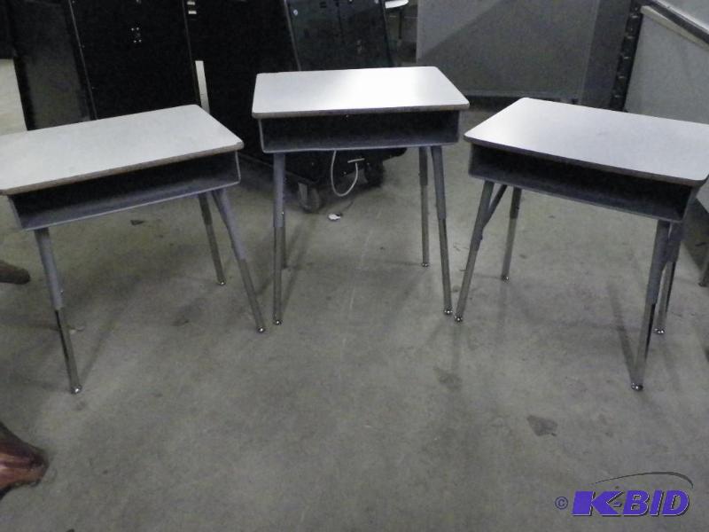 lot 206 image: Student Desks