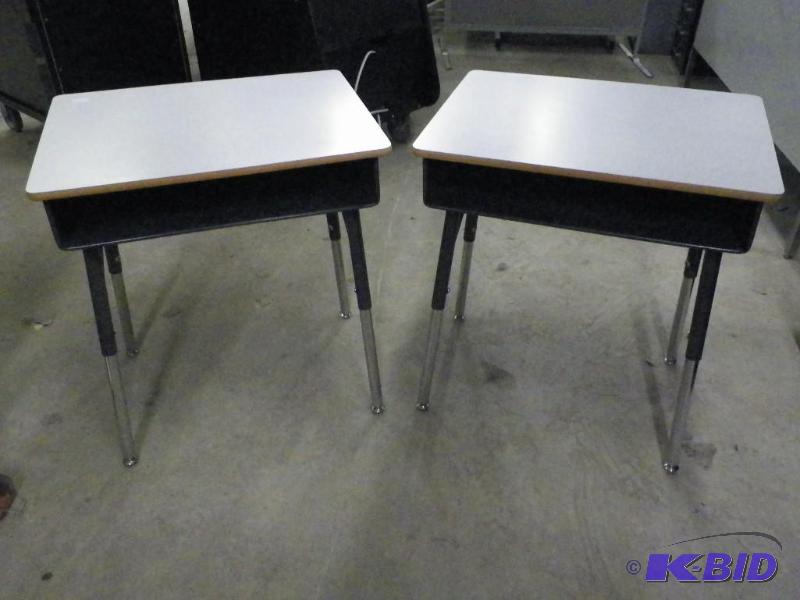 lot 208 image: Student Desks