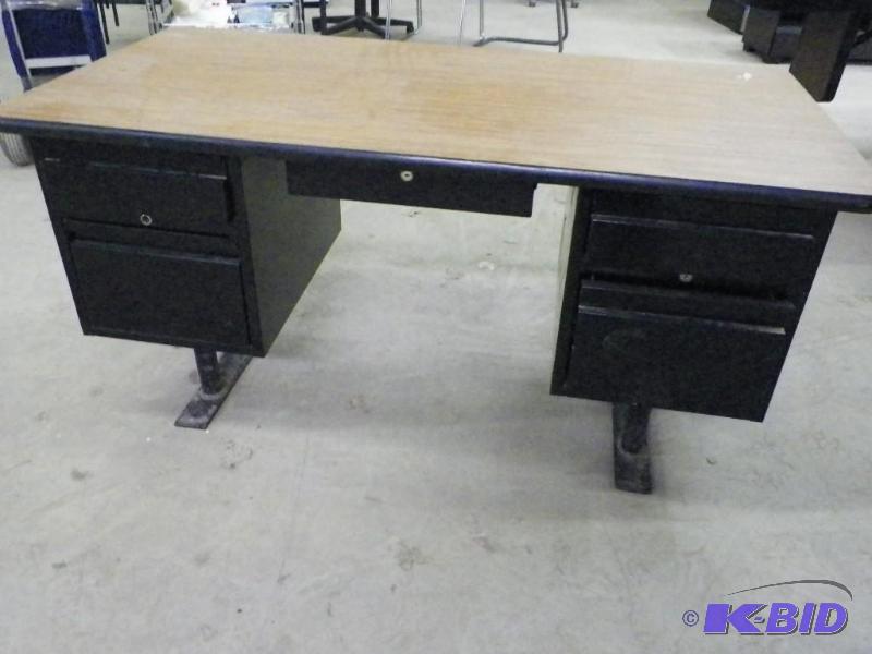 lot 264 image: Teachers Desk