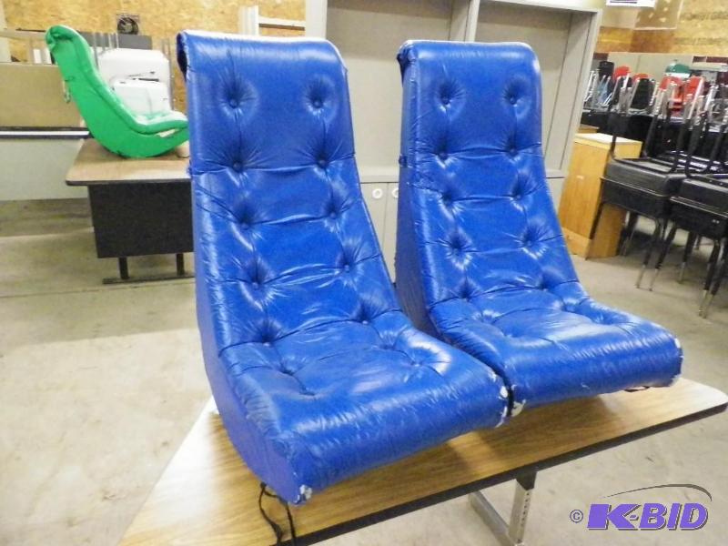 lot 266 image: Gaming chairs