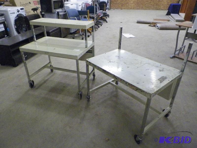 lot 278 image: Computer Desks