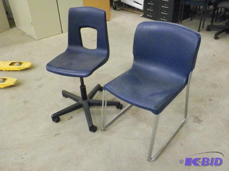 lot 289 image: Chairs