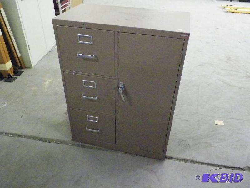 lot 309 image: Metal storage cabinet  file