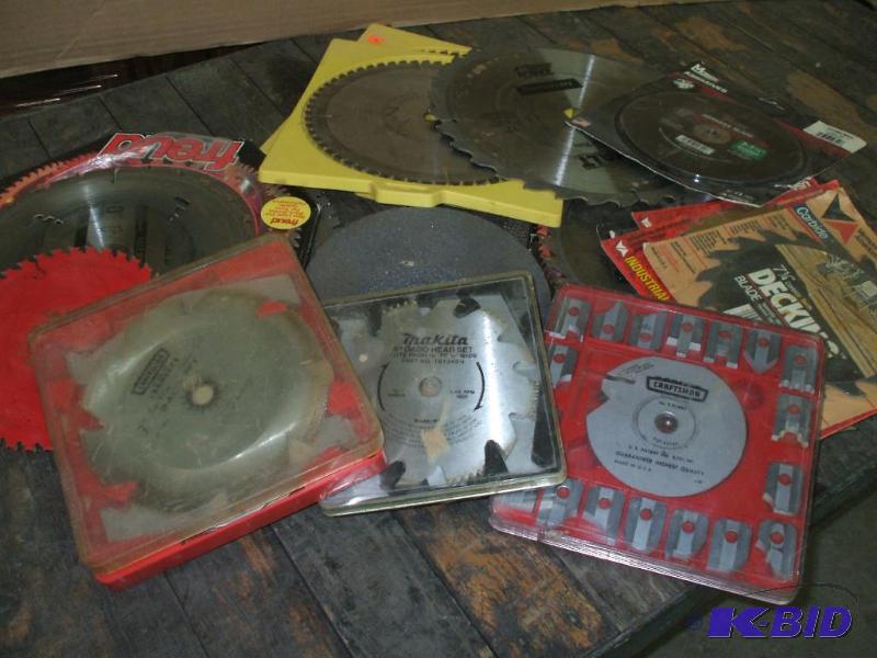 lot 37 image: Hardware