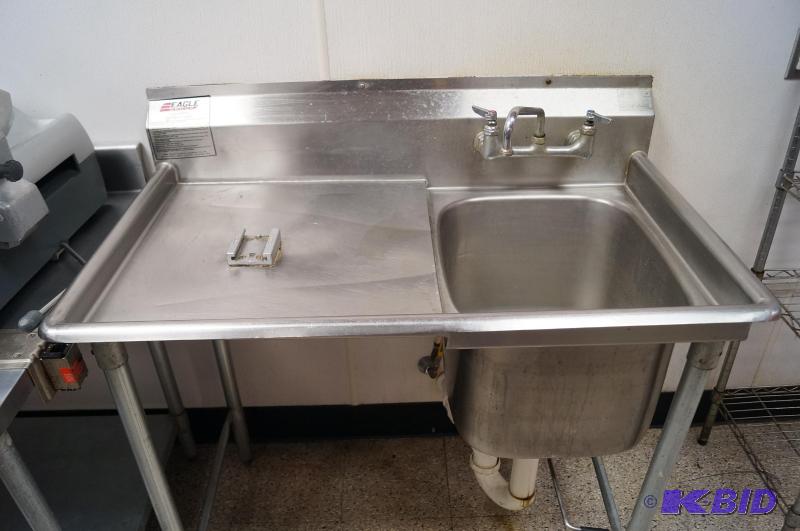 lot 2 image: Sink