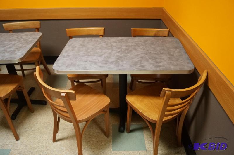 lot 25 image: Table and chairs