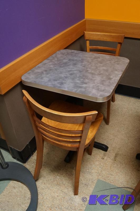 lot 27 image: Table and chairs