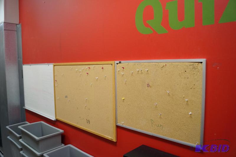 lot 49 image: White board