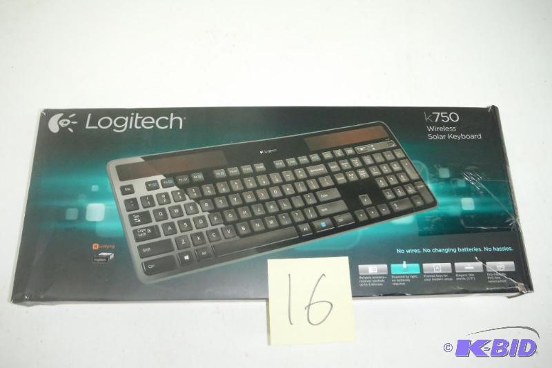 lot 16 image: Logitech Wireless Solar Keyboard K752
