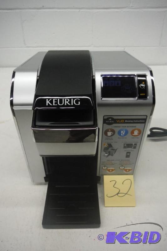 lot 32 image: Keurig Vue V1200 Brewing System