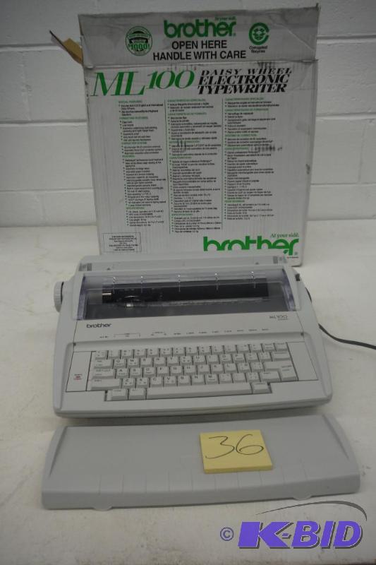 lot 36 image: Brother Ml-100 Multilingual Electronic Daisywheel Typewriter, EA - BRTML100