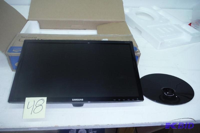 lot 48 image: Samsung C300 Series S22C300H 21.5-Inch Screen LED-Lit Monitor