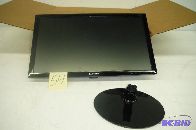 lot 54 image: Samsung C300 Series S22C300H 21.5-Inch Screen LED-Lit Monitor
