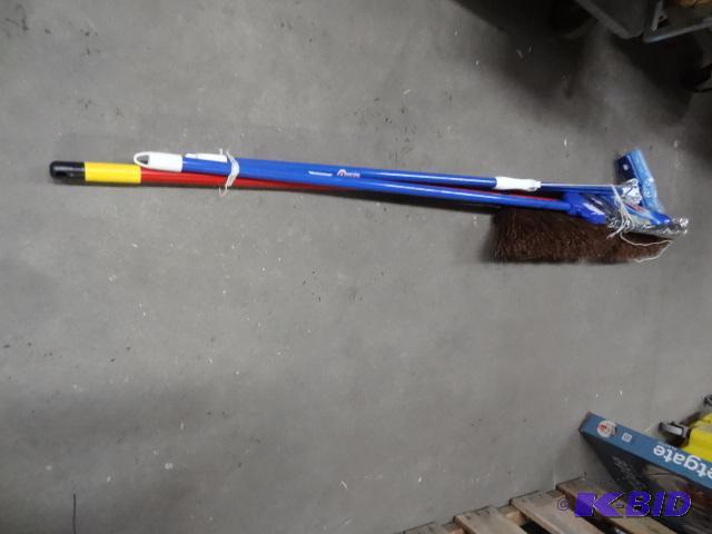 lot 102 image: New 3 piece cleaning lot including the origin...