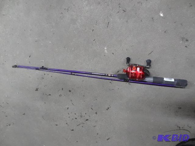 lot 107 image: New Zebco brand slingshot graphite fishing ro...