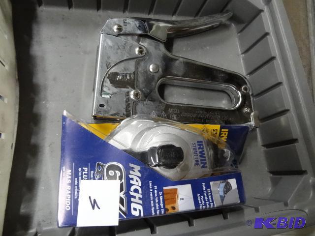 lot 11 image: New 2 piece tool lot including arrow T 50 sta...