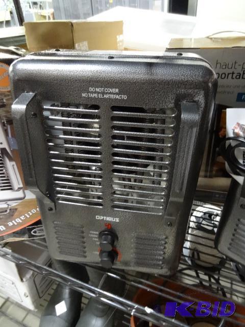 lot 51 image: New Optimus brand portable utility heater, mi...