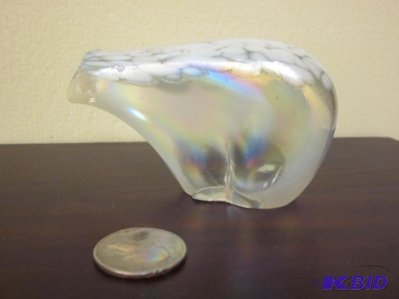 lot 18 image: Iridescent hand blown glass bear paper weight...