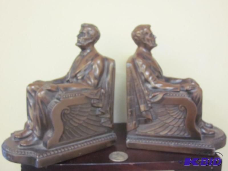 lot 19 image: Highly collectible 1924 Nu Art cast bronze Li...