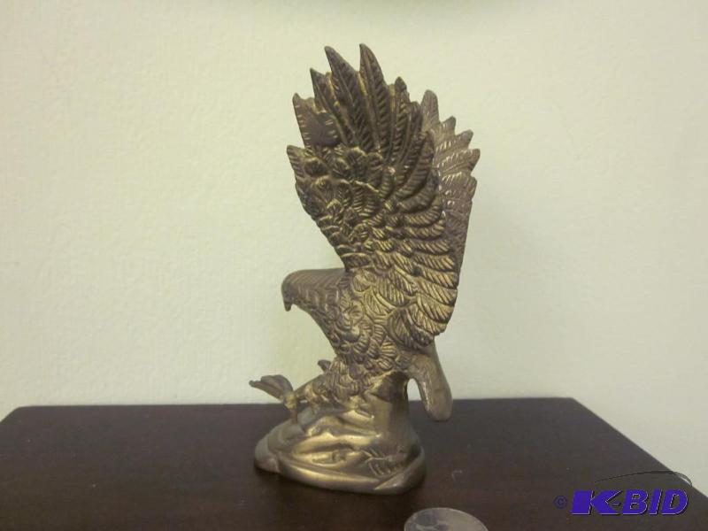 lot 4 image: 6 inch cast bronze flying eagle statue. ...