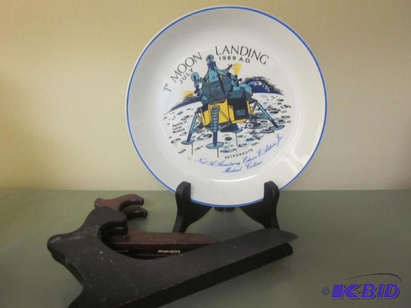 lot 56 image: Vintage 1969 First Moon Landing commemorative...