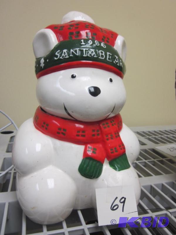 lot 69 image: Vintage 1986 Dayton Hudson Company, Santa Bea...