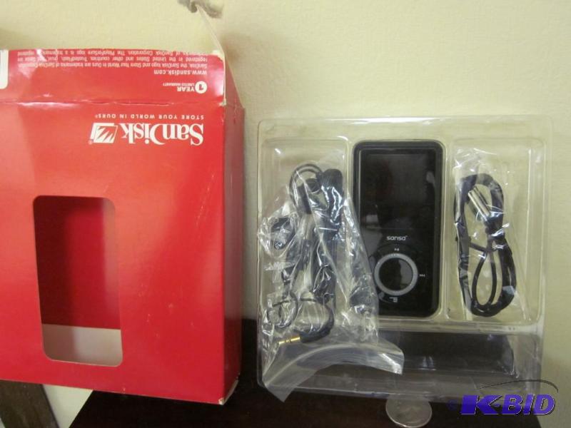 lot 71 image: New in Package