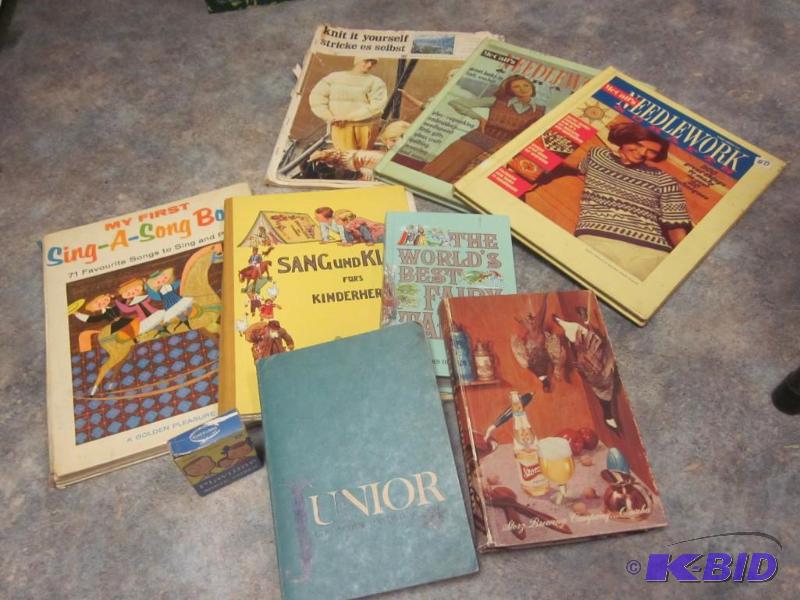 lot 75 image: Lot of old books.       ...