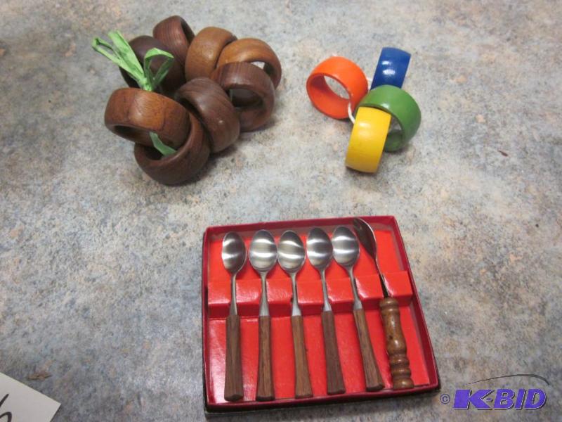 lot 85 image: Lot of Mid Century teak and wood napkin ring ...