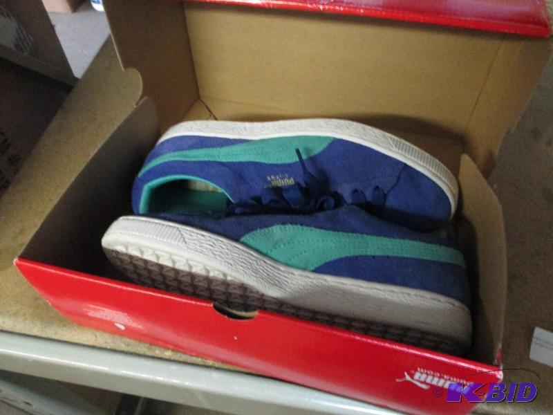 Puma size 6 shoes...