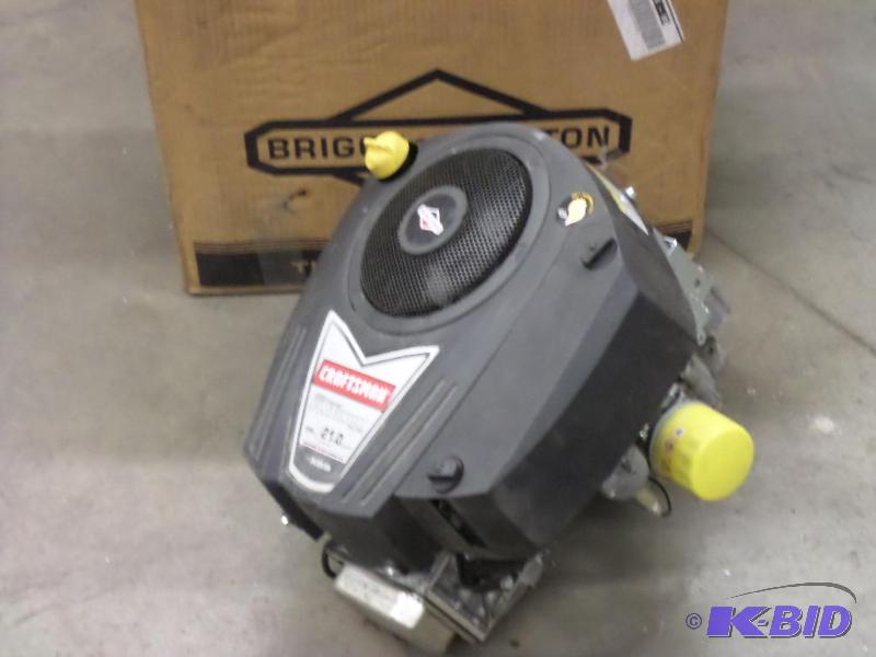 lot 12 image: Briggs & Stratton Platinum XRD 21HP Lawn ...