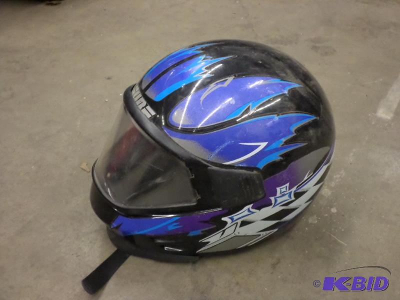 lot 123 image: Surf Snowmobile Helmet, Size Small...