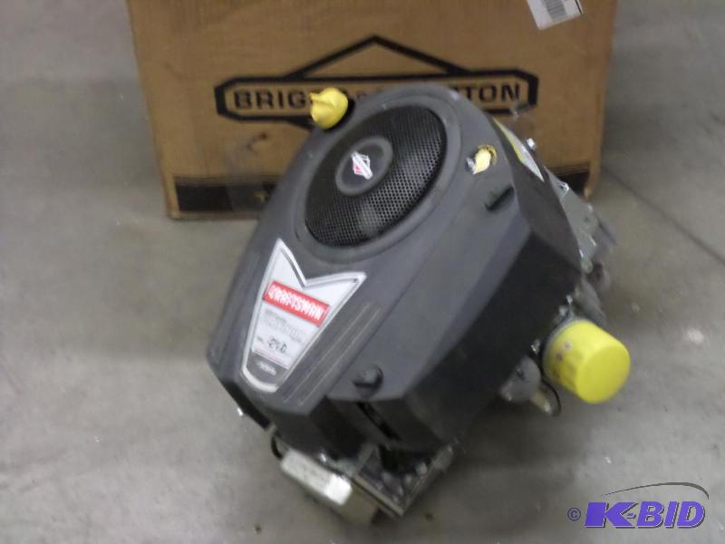 lot 13 image: Briggs & Stratton Platinum XRD 21HP Lawn ...