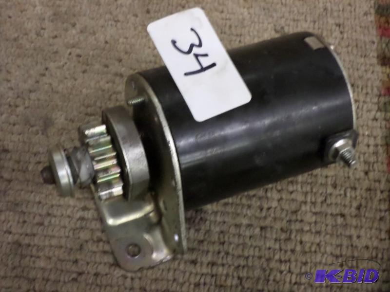 lot 34 image: 12Volt Engine Starter, Works...