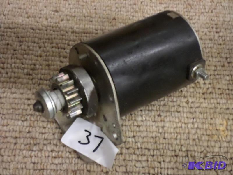 lot 37 image: 12Volt Engine Starter, Works...