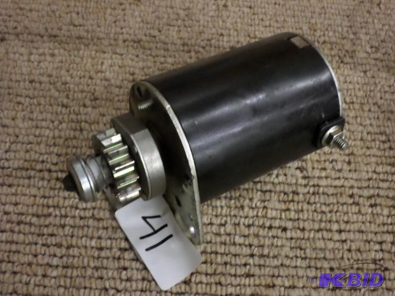 lot 41 image: 12Volt Engine Starter, Works...